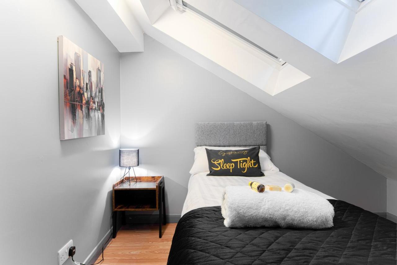 Apartamento The Eistedfod Penthouse - Berwyn House Wrexham Exterior foto